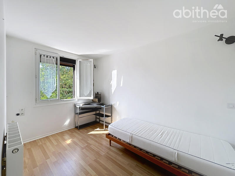 Appartement - 65 m² - 4 pièces