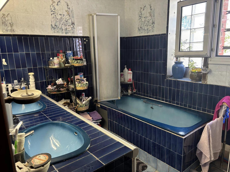 Villa - 196 m² - 7 pièces