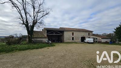 Maison - 190 m² - 4 pièces