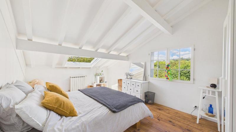 Maison - 530 m² - 12 pièces