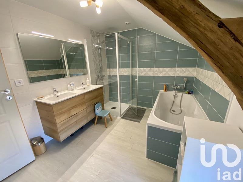 Maison de village - 200 m² - 6 pièces