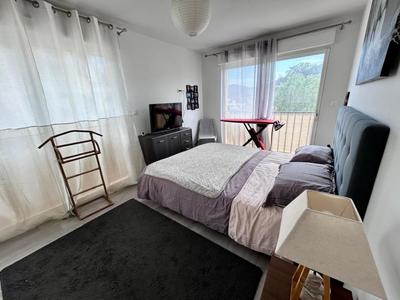 Appartement - 102 m² - 3 pièces