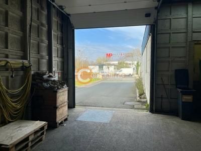 Local d'activité / Entrepôt - 800 m²