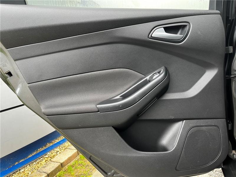 Ford Focus III 1.0 Ecoboost 125 s&amp;S Titanium