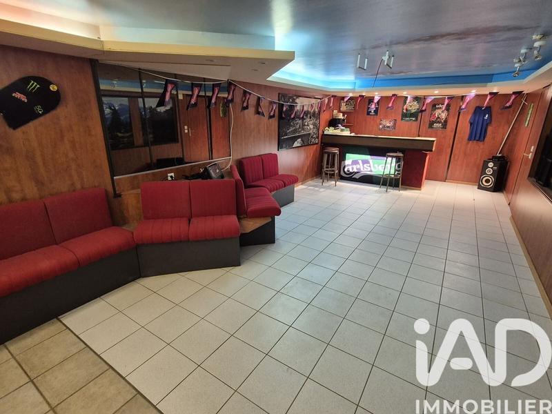 Maison - 308 m² - 8 pièces