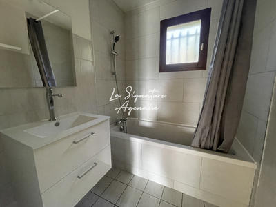 Maison - 82 m² - 4 pièces