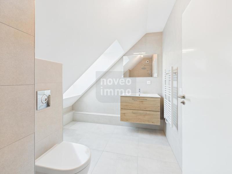 Duplex - 111 m² - 5 pièces