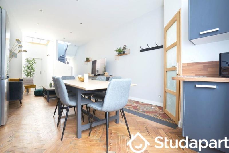 Chambre - 10 m² - 1 pièce