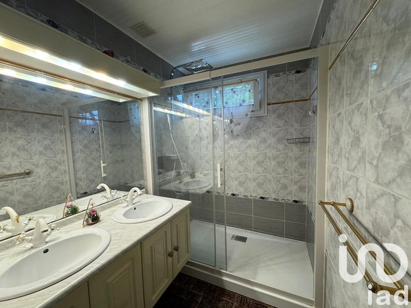 Maison - 98 m² - 5 pièces