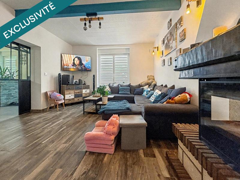 Maison - 223 m² - 8 pièces