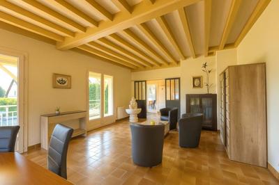 Maison - 182 m² - 6 pièces