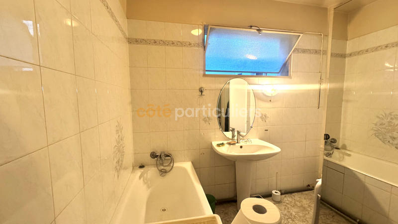 Appartement - 77 m² - 3 pièces