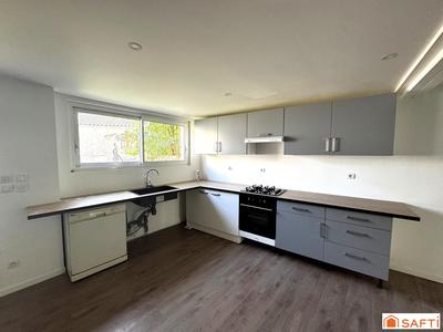 Maison - 94 m² - 4 pièces