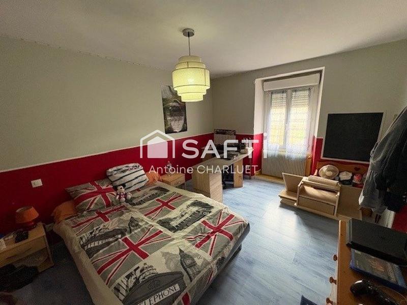 Maison - 238 m² - 6 pièces