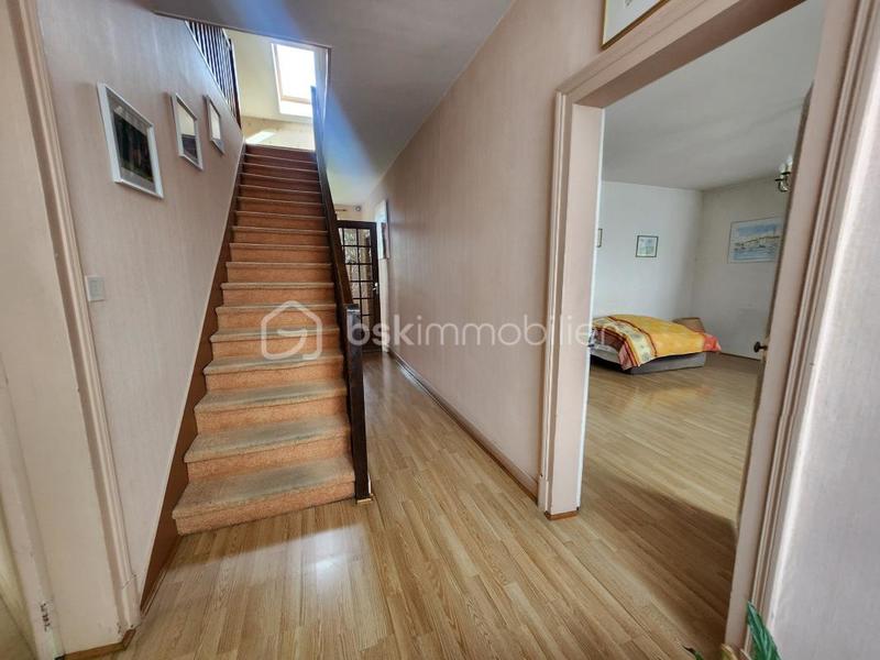 Maison de ville - 260 m² - 9 pièces