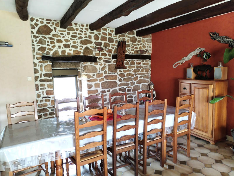 Maison - 232 m² - 5 pièces