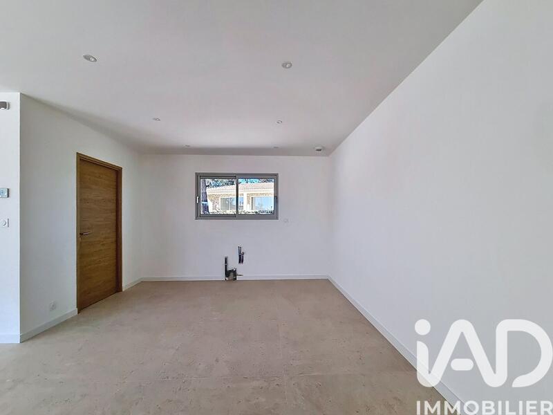 Maison - 137 m² - 5 pièces