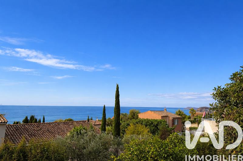 Maison - 106 m² - 5 pièces