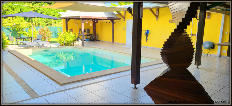 Maison - 165 m² - 8 pièces