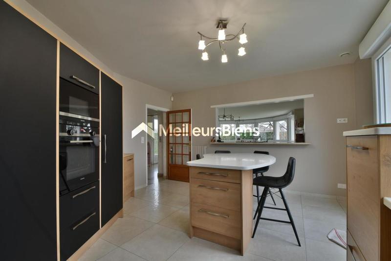 Maison - 175 m² - 5 pièces