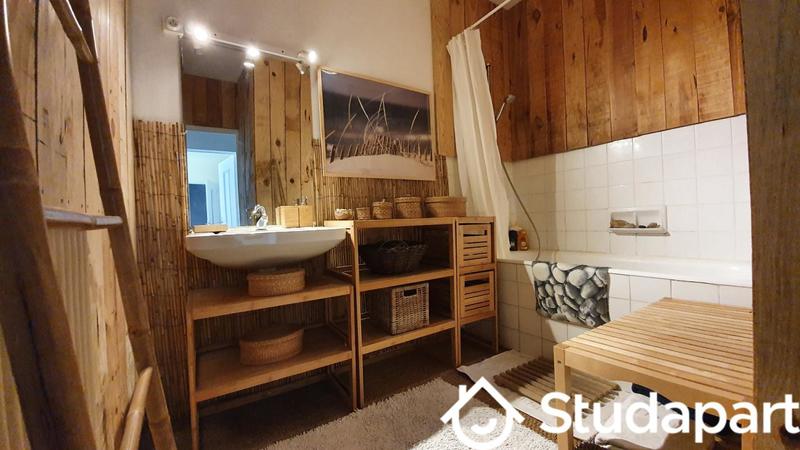 Chambre - 10 m² - 1 pièce