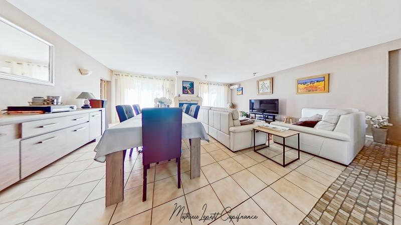 Maison - 190 m² - 6 pièces