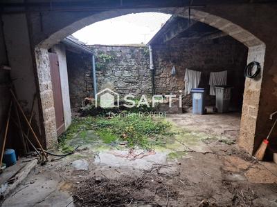 Maison de village - 81 m² - 4 pièces