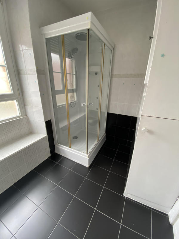 Appartement - 79 m² - 3 pièces