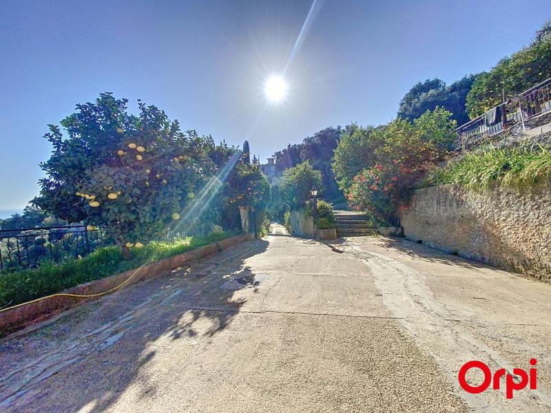 Maison - 515 m² - 11 pièces