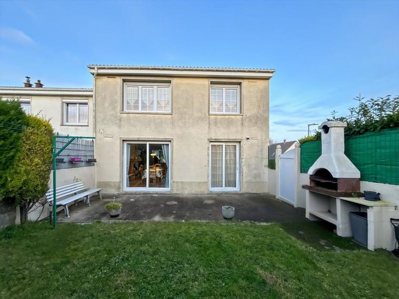 Maison - 115 m² - 4 pièces