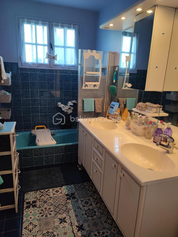 Pavillon - 105 m² - 5 pièces