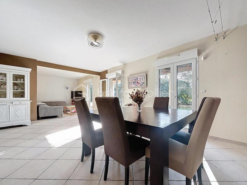 Maison - 98 m² - 4 pièces