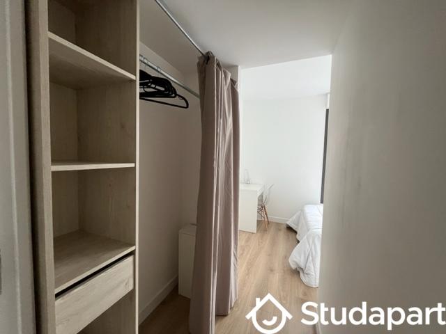 Chambre - 12 m² - 1 pièce