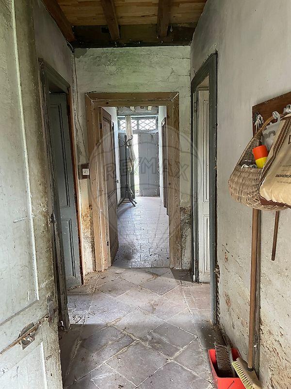 Maison - 200 m² - 5 pièces