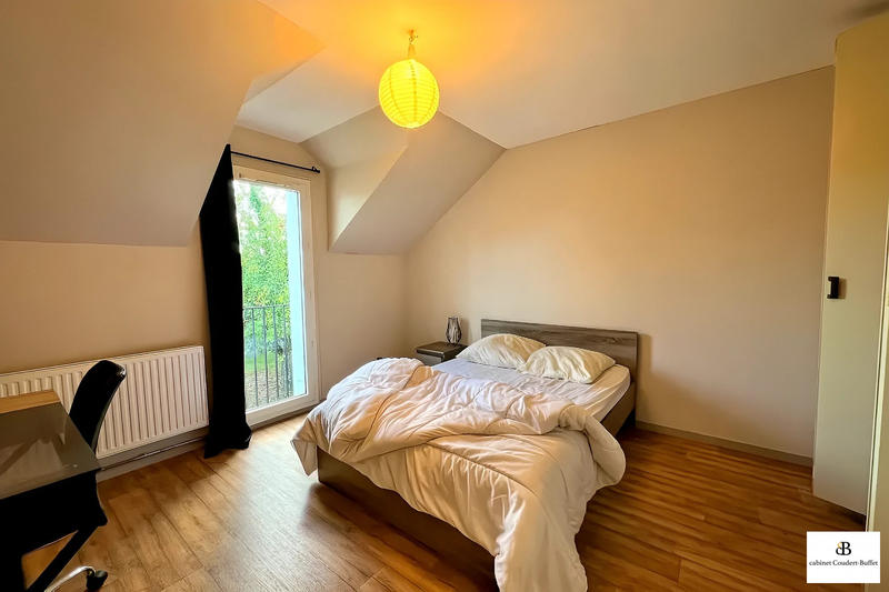 Maison - 93 m² - 4 pièces