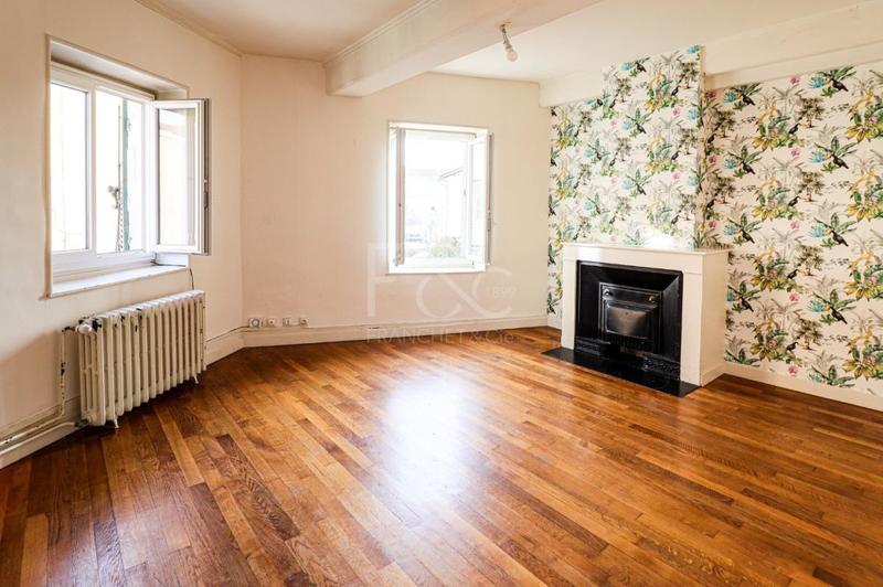 Propriété - 375 m² - 10 pièces