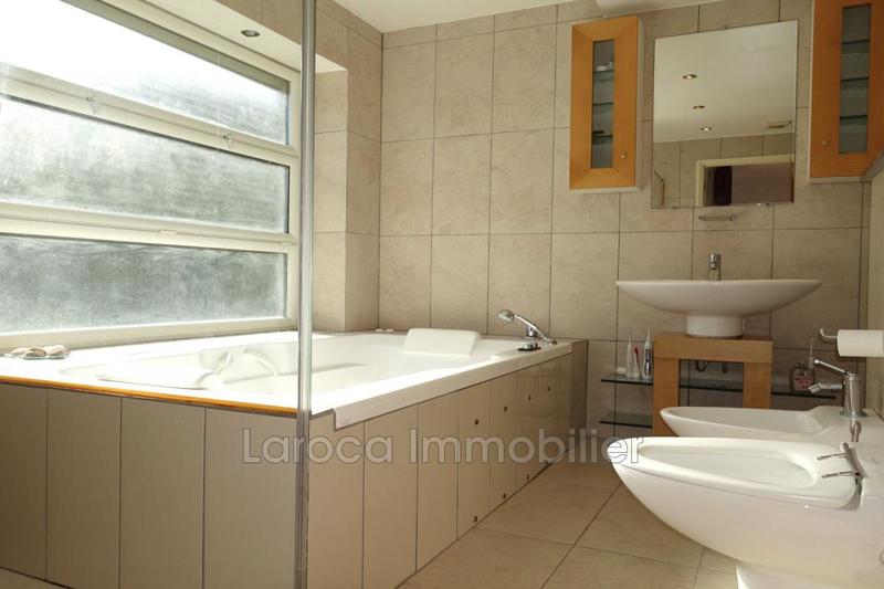 Villa - 167 m² - 6 pièces