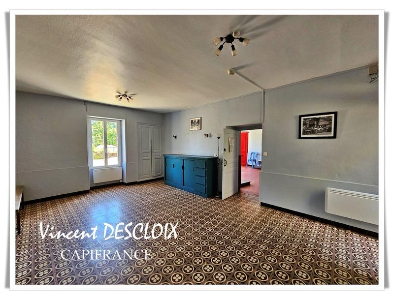 Maison de village - 280 m² - 10 pièces