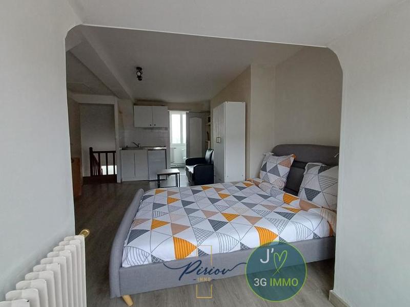 Appartement - 1 965 m² - 1 pièce