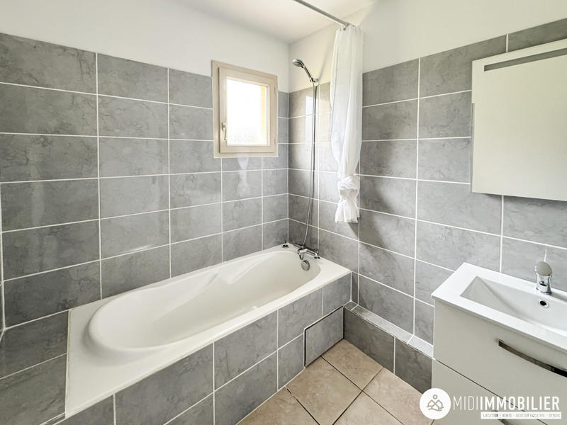 Maison - 84 m² - 4 pièces