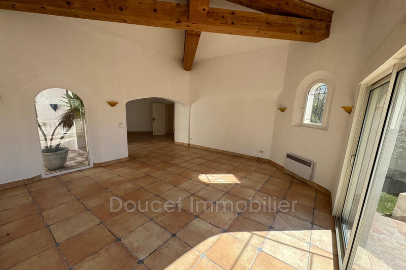 Villa - 111 m² - 4 pièces