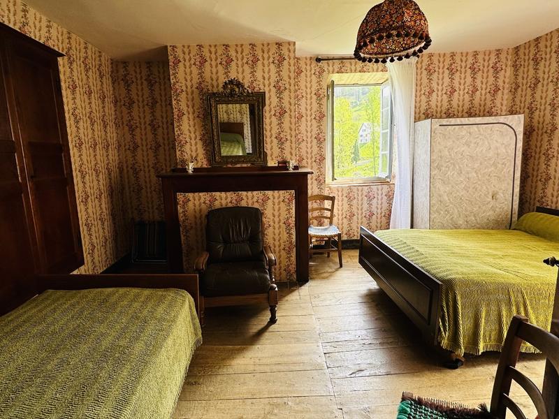 Maison de village - 90 m² - 4 pièces