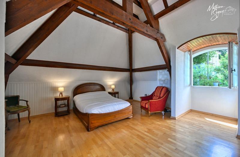 Maison - 195 m² - 6 pièces