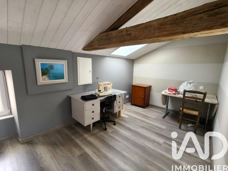 Maison - 211 m² - 8 pièces