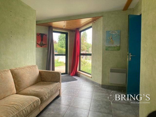 Maison traditionnelle - 147 m² - 6 pièces