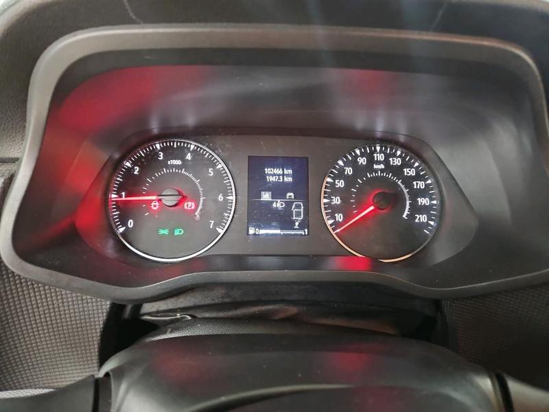 Nissan Primastar II 2.0 dCi 130 s/S Acenta L1h1 2.8t