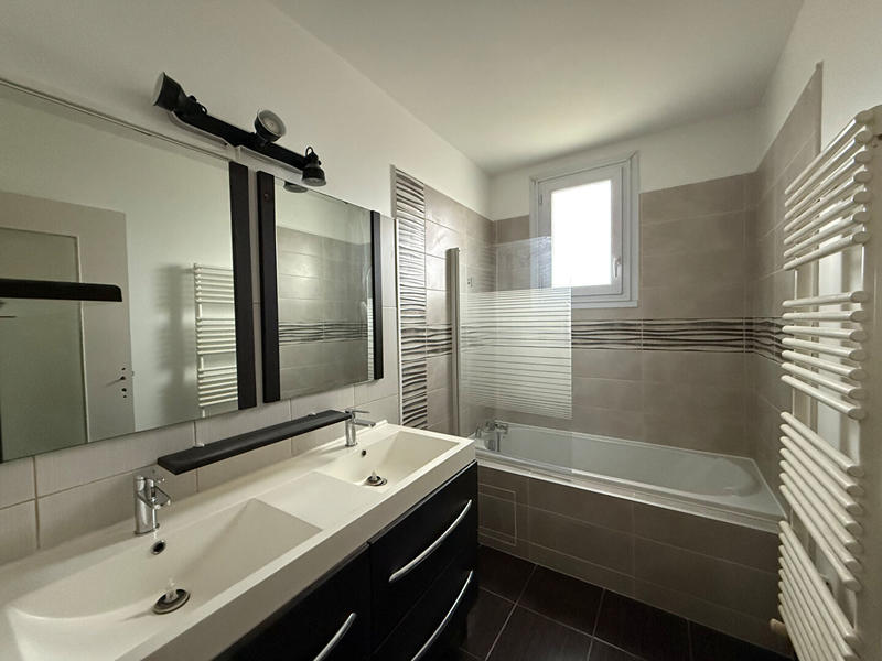 Appartement - 91 m² - 4 pièces