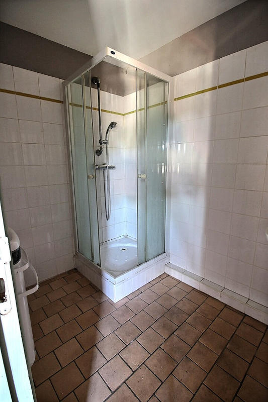 Appartement - 85 m² - 3 pièces