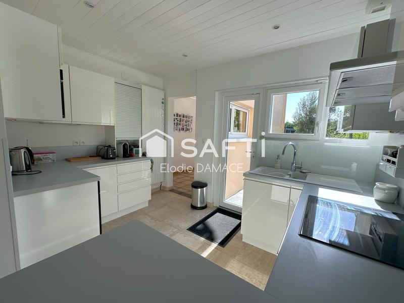 Maison - 166 m² - 6 pièces