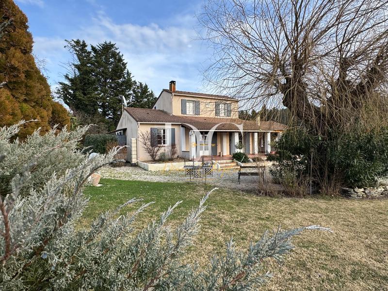 Maison - 118 m² - 5 pièces